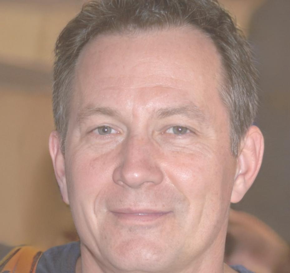 佐藤健太郎の写真