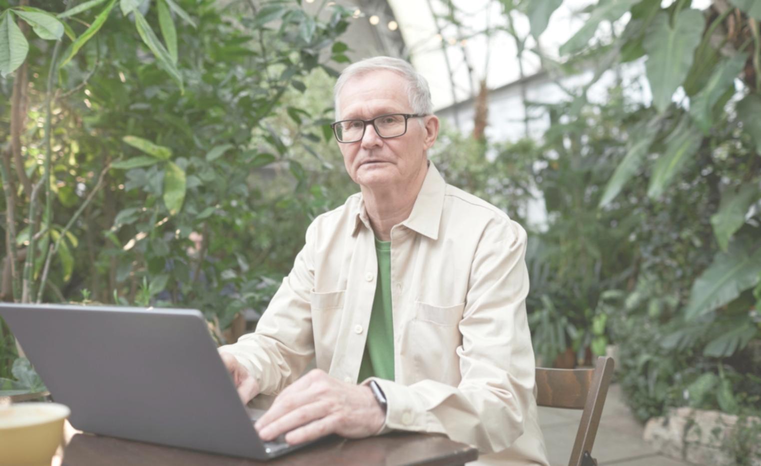 利用者様との信頼関係を築く場面